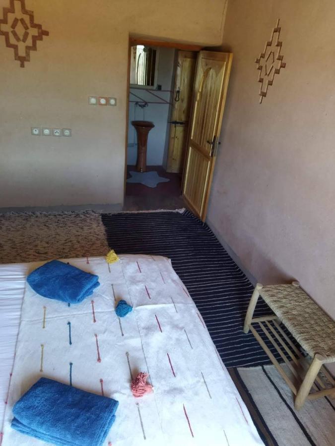 Maison D'Hotes Izza Kelaat-M'Gouna Exterior photo