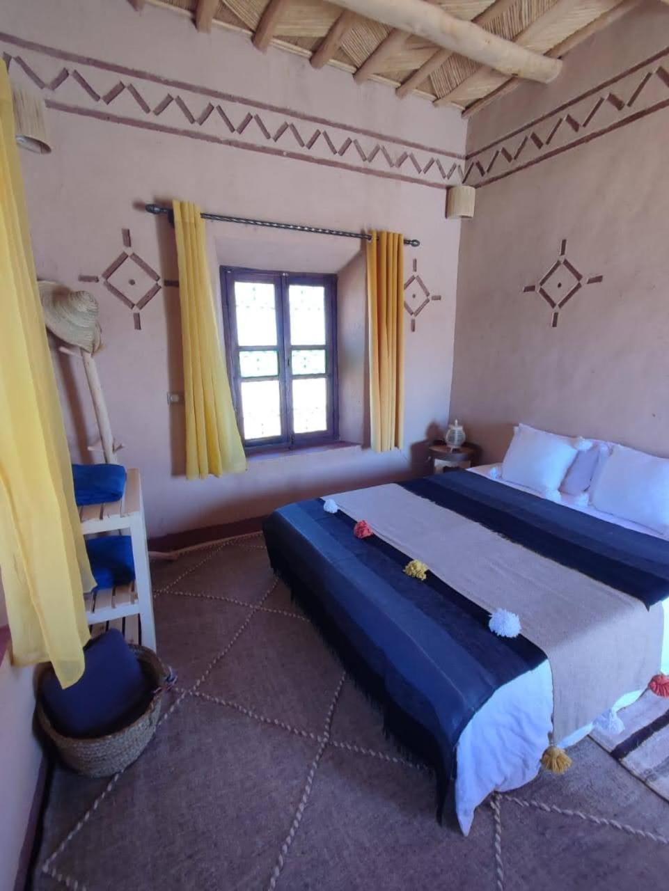 Maison D'Hotes Izza Kelaat-M'Gouna Exterior photo