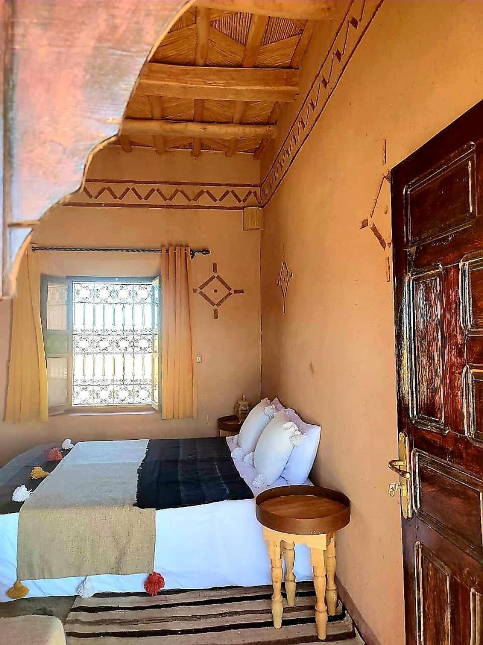 Maison D'Hotes Izza Kelaat-M'Gouna Exterior photo