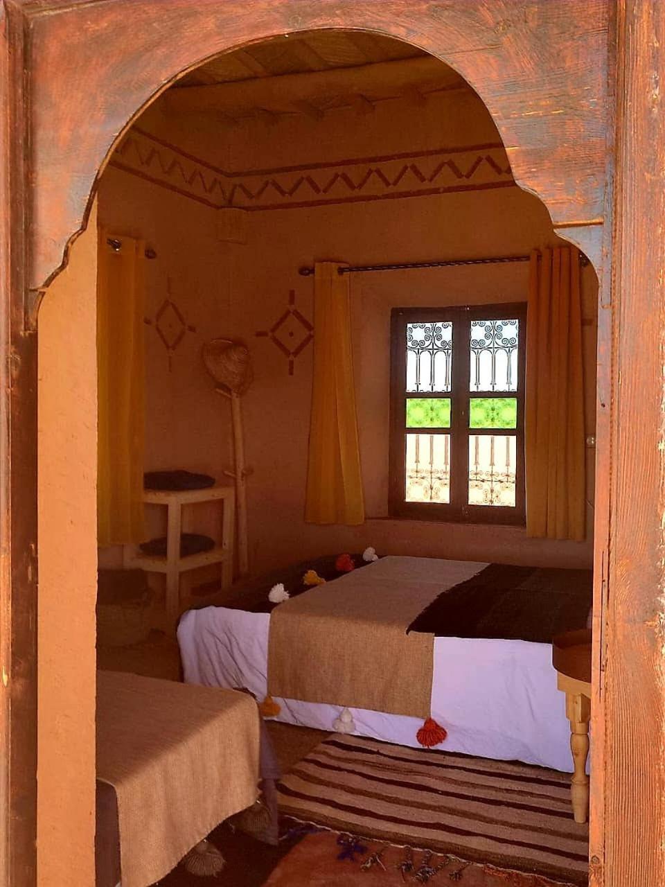 Maison D'Hotes Izza Kelaat-M'Gouna Exterior photo